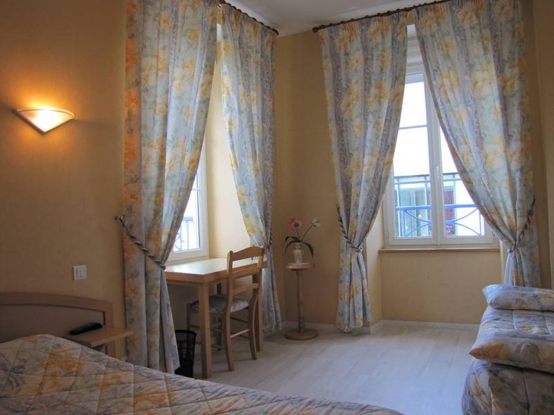Hotel La Renaissance Cherbourg-en-Cotentin Exteriör bild